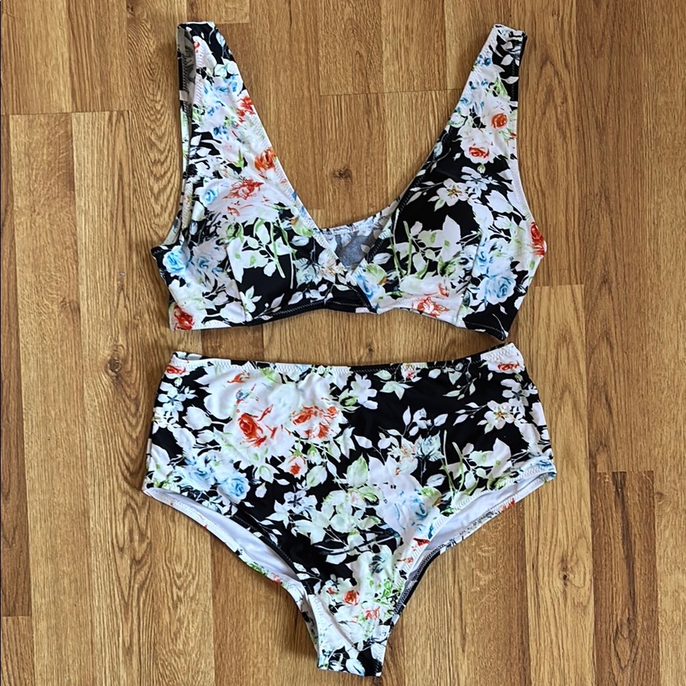 Cupshe Floral Print Bikini Set
